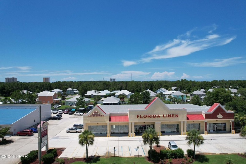 This spacious commercial building offers a host of advantages - Beach Commercial for sale in Panama City Beach, Florida on Beachhouse.com