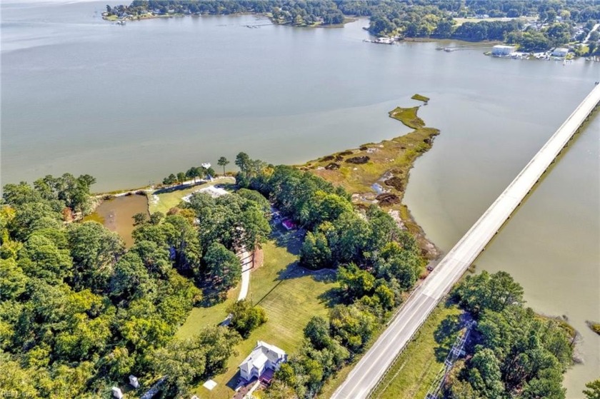 Waterfront living with historic charm! This lovely renovated - Beach Home for sale in Carrollton, Virginia on Beachhouse.com