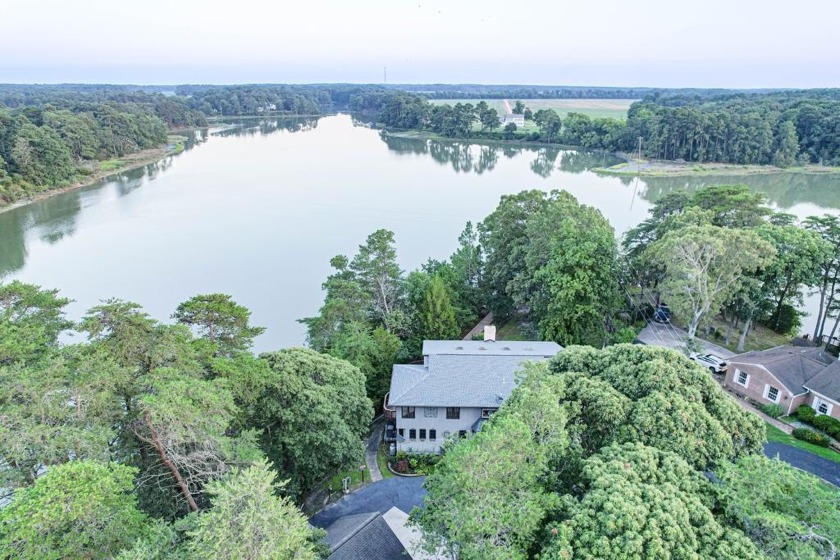 Beautifully crafted waterfront home offers expansive 3,376 sq ft - Beach Home for sale in Machipongo, Virginia on Beachhouse.com