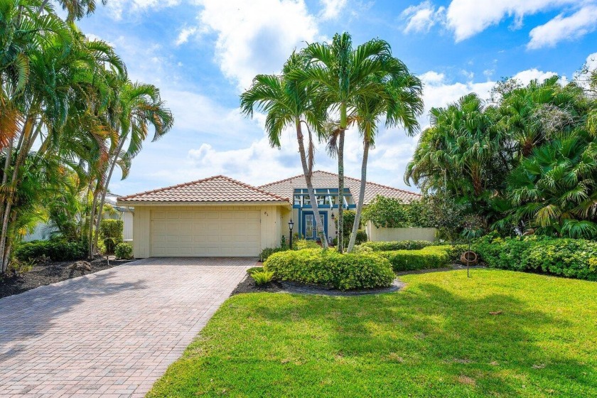 Presenting a lakeside retreat with breathtaking water views and - Beach Home for sale in Boynton Beach, Florida on Beachhouse.com