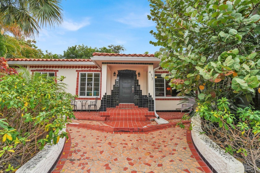 Character-rich 4-bedroom, 2-bath historic home in the Northeast - Beach Home for sale in Lake Worth, Florida on Beachhouse.com