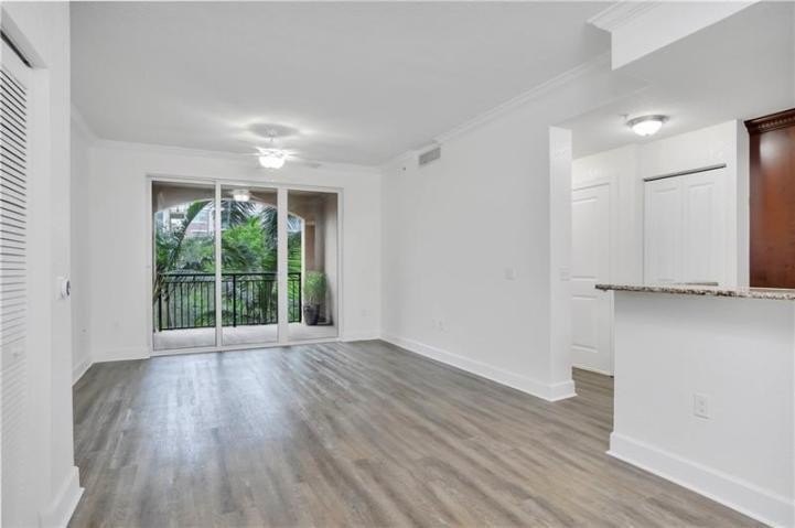 Investor Opportunity on this gorgeous condo Resort on the - Beach Condo for sale in Boynton Beach, Florida on Beachhouse.com