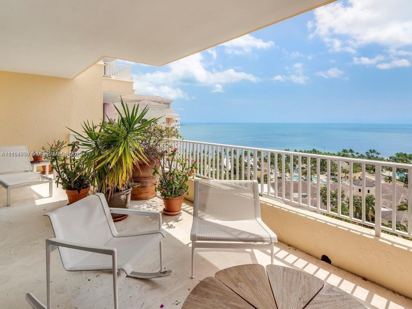 Beautiful 2 beds 2.5 bath apartment with amazing ocean, city - Beach Condo for sale in Key Biscayne, Florida on Beachhouse.com