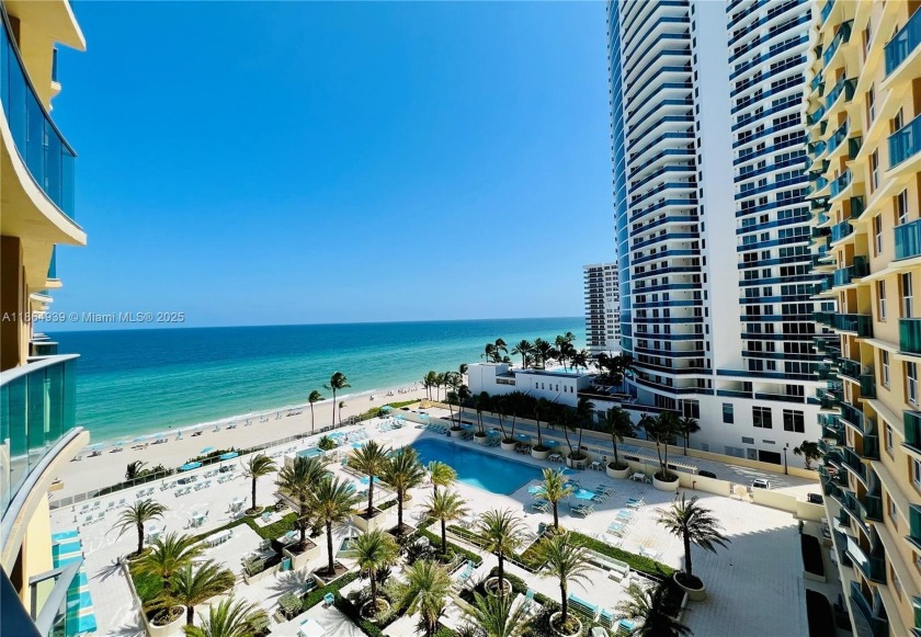 Gorgeous 1-bedroom, 1-bathroom apartment with breathtaking - Beach Condo for sale in Hollywood, Florida on Beachhouse.com