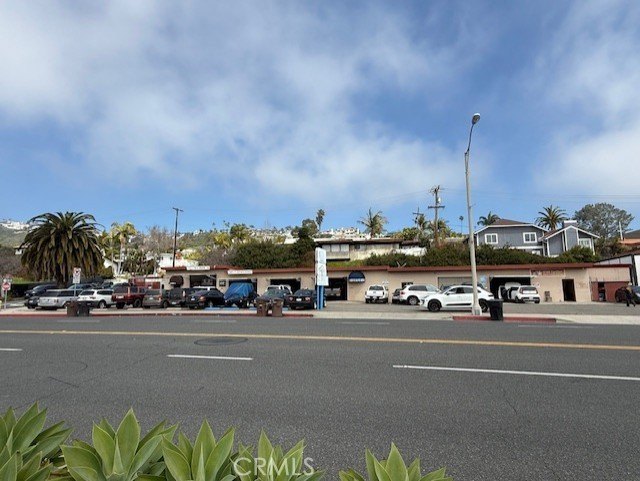 15,994 SF Corner lot in San Clemente.  3,887 SF Auto use - Beach Commercial for sale in San Clemente, California on Beachhouse.com