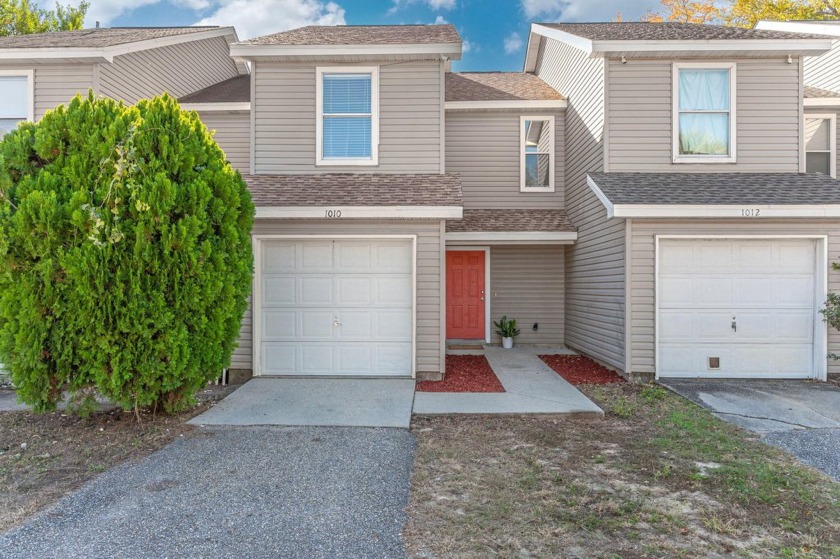 Welcome to this charming 2-bedroom, 3-bathroom townhome located - Beach Home for sale in Fort Walton Beach, Florida on Beachhouse.com