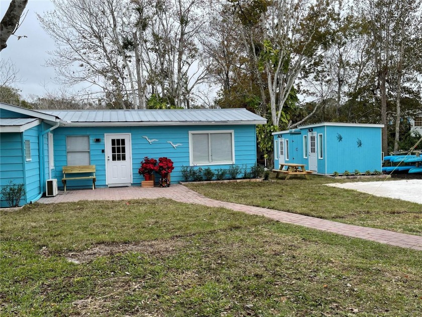 Very rare opportunity to own a duplex situated on a DOUBLE lot - Beach Home for sale in Weeki Wachee, Florida on Beachhouse.com