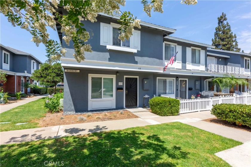 SHARP 4 Bedroom, 2 Full Bath Townhome in the Highly Desirable - Beach Townhome/Townhouse for sale in Costa Mesa, California on Beachhouse.com