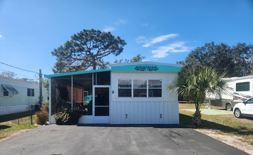 This meticulously maintained 2-bedroom one bath home is full of - Beach Home for sale in Ruskin, Florida on Beachhouse.com