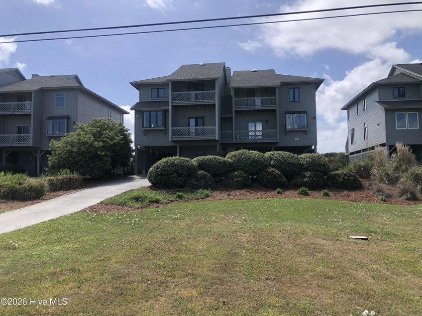 Own your slice of the Crystal Coast lifestyle without the - Beach Home for sale in Emerald Isle, North Carolina on Beachhouse.com