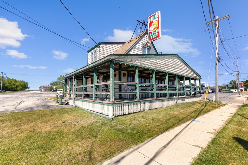 Prime land opportunity -- 6 total lots (3 on Layton, 3 on Price - Beach Commercial for sale in Saint Francis, Wisconsin on Beachhouse.com