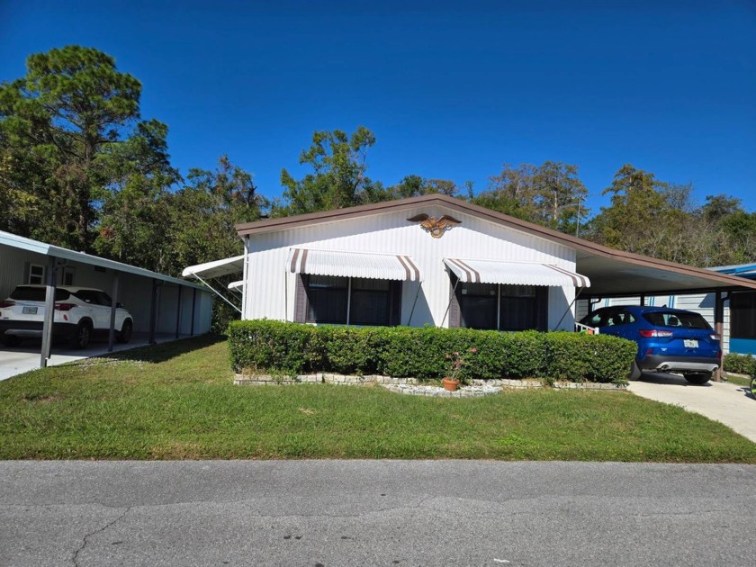 A SOLID WELL BUILT AND WELL MAINTAINED 2/2 HOME ON A QUIET - Beach Home for sale in New Port Richey, Florida on Beachhouse.com