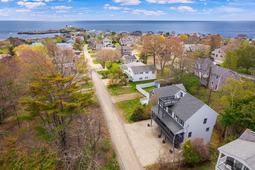 OPEN HOUSE - SAT-SUN - 10am- Noon - Your seaside retreat on the - Beach Home for sale in York, Maine on Beachhouse.com