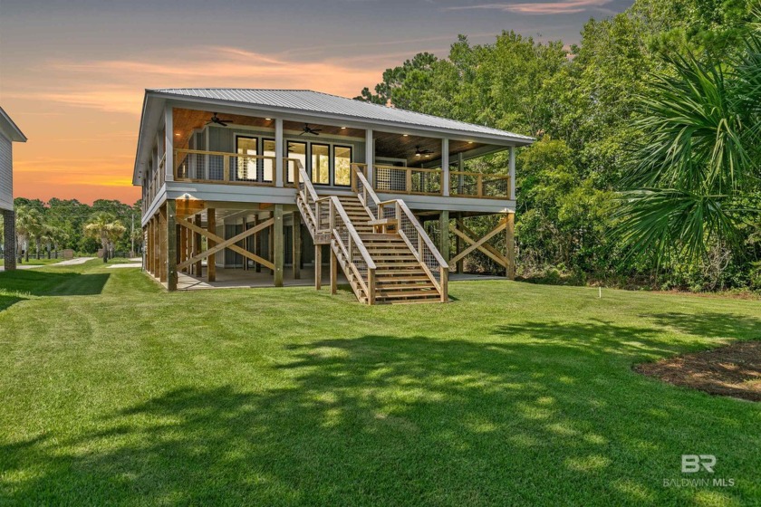 If you've been dreaming of the perfect Mobile Bay lifestyle - Beach Home for sale in Fairhope, Alabama on Beachhouse.com