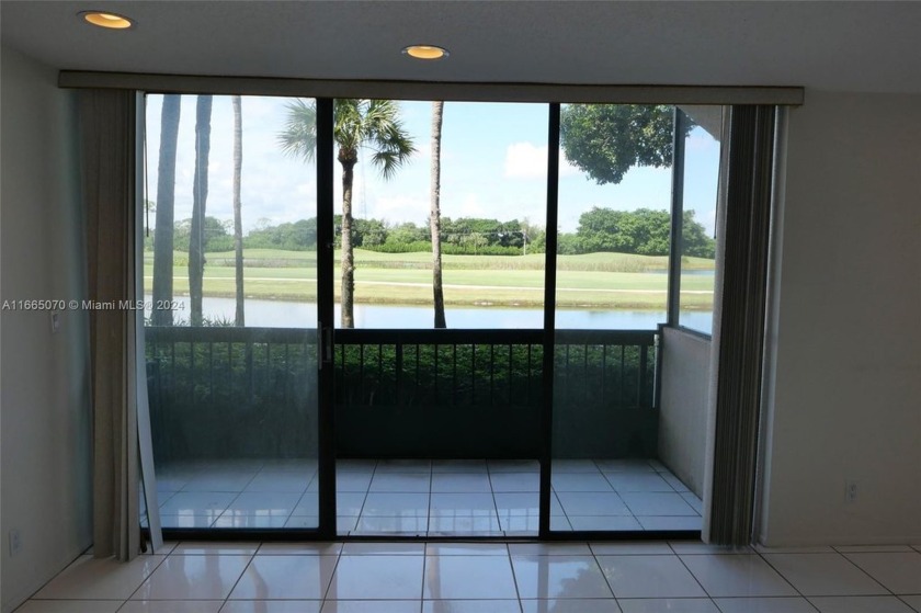 Welcome to this charming 2-bedroom, 2-bathroom condo in the - Beach Condo for sale in Boca Raton, Florida on Beachhouse.com