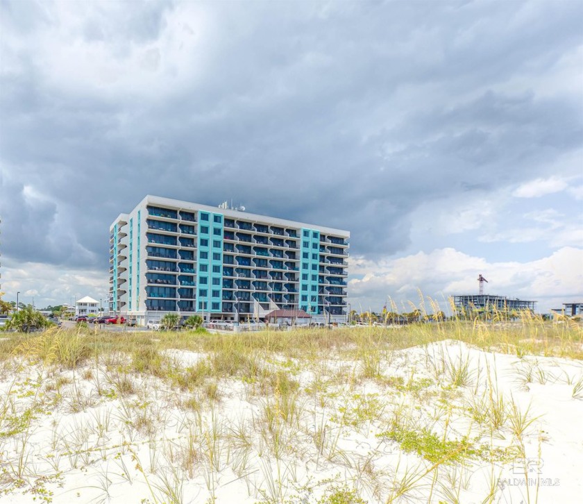 Get ready to relax in this stunning beachfront condo in the - Beach Home for sale in Gulf Shores, Alabama on Beachhouse.com