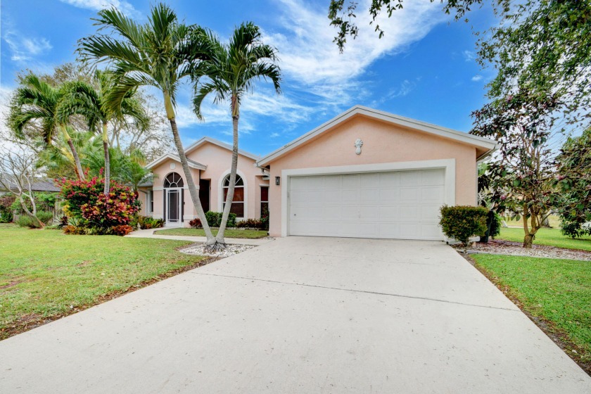 THE ONLY HOUSE AVAILABLE IN THIS GREAT COMMUNITY WITH LOW HOA! - Beach Home for sale in Delray Beach, Florida on Beachhouse.com