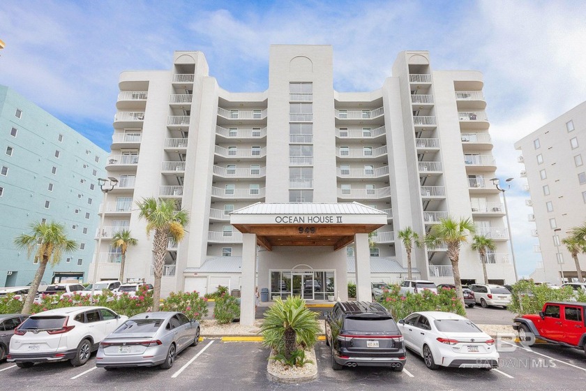 WELCOME to your beautiful GULF FRONT condo!  This 2 bed/2 bath - Beach Home for sale in Gulf Shores, Alabama on Beachhouse.com