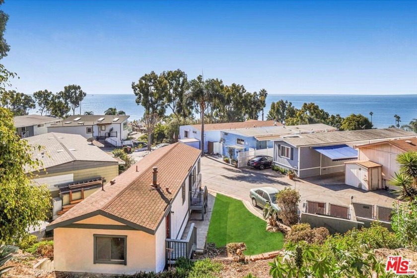 Affordable beach cottage fixer opportunity. Amazing location at - Beach Home for sale in Pacific Palisades, California on Beachhouse.com