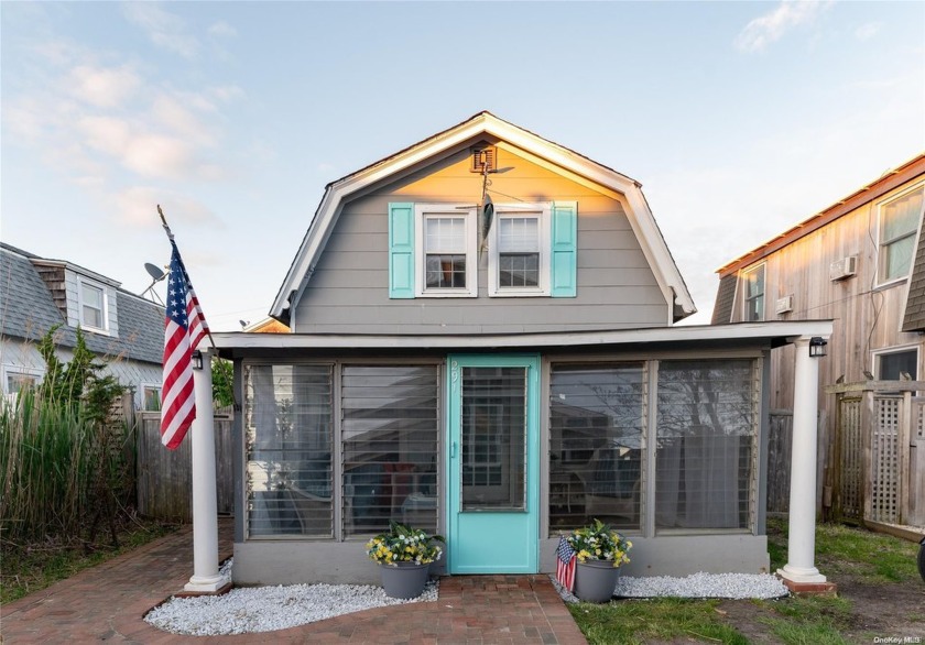 The Big Fish- A classic Ocean Beach home that was renovated over - Beach Home for sale in Ocean Beach, New York on Beachhouse.com