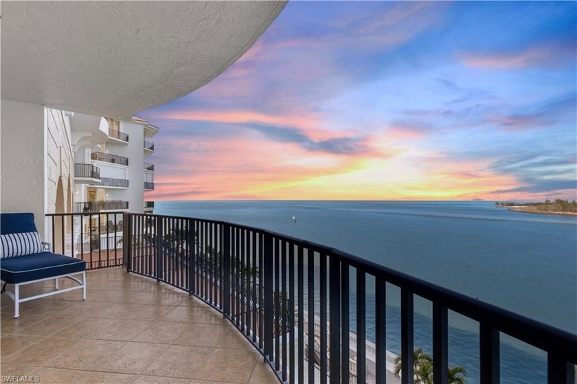 Luxury Waterfront Condo with Private Cabana at Twin Dolphins - Beach Condo for sale in Naples, Florida on Beachhouse.com