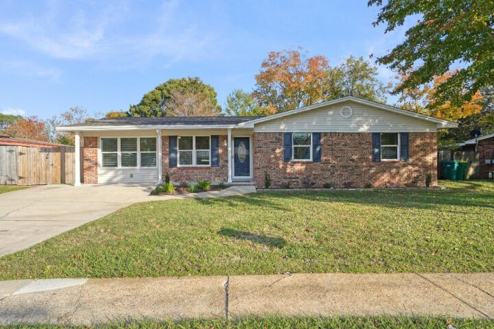 Discover this beautifully renovated home located in a quiet - Beach Home for sale in Mary Esther, Florida on Beachhouse.com