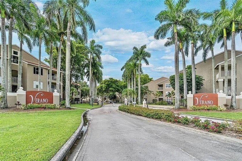 Beautifully maintained 1 bed / 1 bath second-floor condo in the - Beach Condo for sale in Delray Beach, Florida on Beachhouse.com