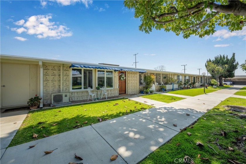 FULLY EXPANDED 1 bedroom unit located on a huge greenbelt with - Beach Other for sale in Seal Beach, California on Beachhouse.com