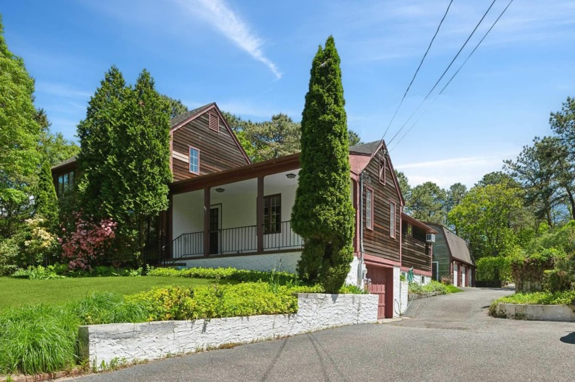 NEW LISTING in Shinnecock Hills 3+ Garages 3BR 2 BA .61 Acre
 - Beach Home for sale in Southampton, New York on Beachhouse.com