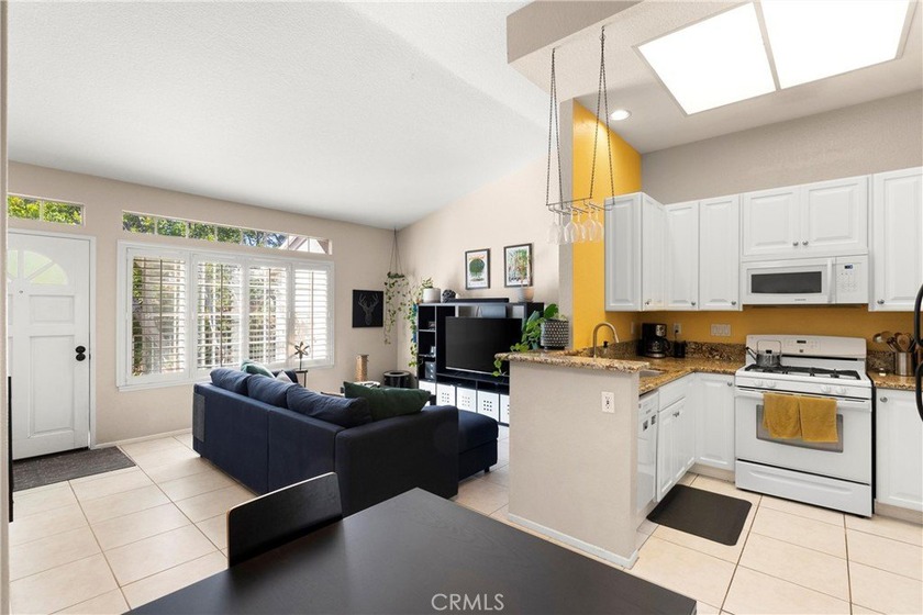 Welcome to 27 Castano, a bright and charming 1-bedroom - Beach Condo for sale in Rancho Santa Margarita, California on Beachhouse.com