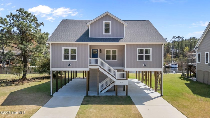 Positioned along the peaceful waters of Spring Creek in the - Beach Home for sale in New Bern, North Carolina on Beachhouse.com