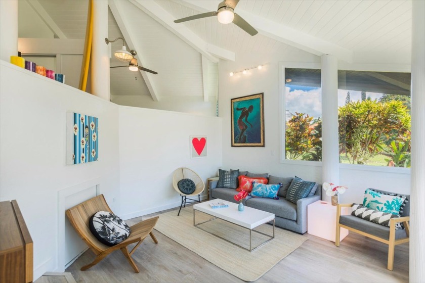Super cute, remodeled Pali Uli #2 with private dipping - Beach Vacation Rentals in Princeville, Hawaii on Beachhouse.com
