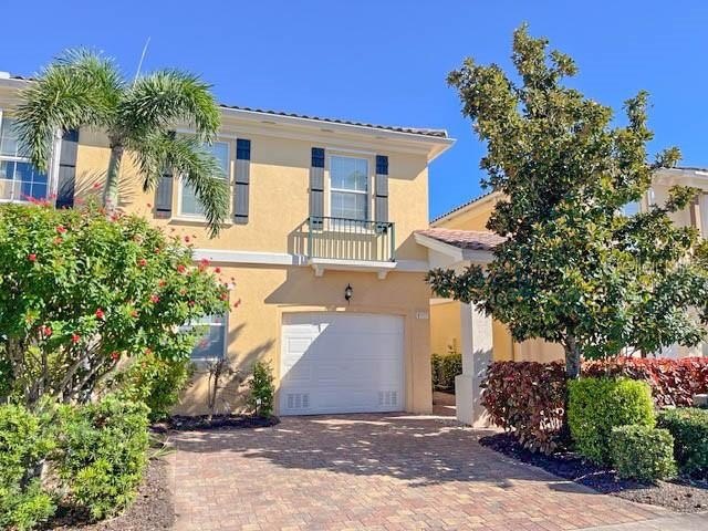 EXTREMELY RARE MAINTENANCE-FREE Canal Front TOWNHOME W/PRIVATE - Beach Townhome/Townhouse for sale in Sarasota, Florida on Beachhouse.com