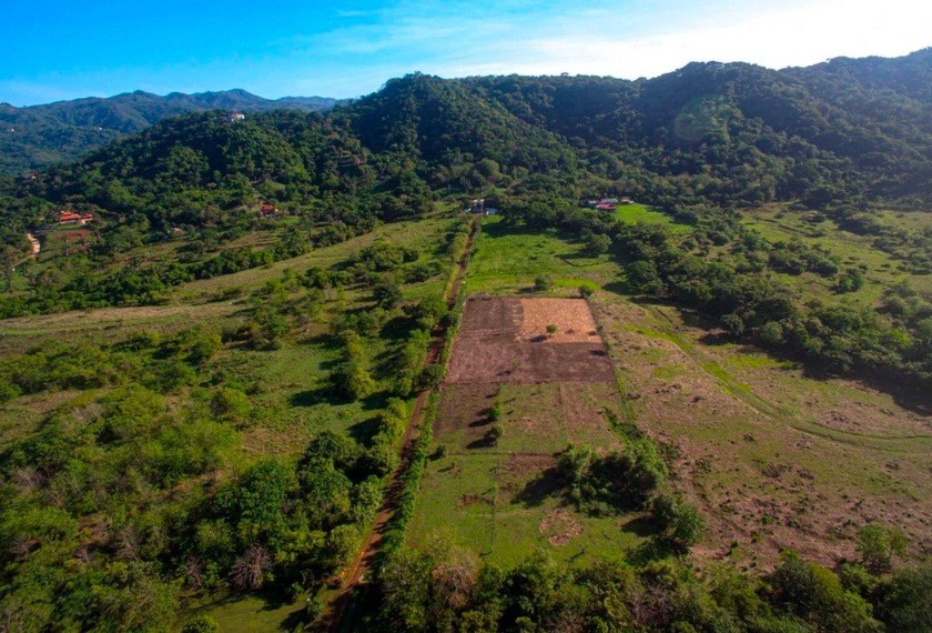 Lot 33 is a ridgeline titled lot with a stunning view, now fully - Beach Lot for sale in Playa Camaronal,  on Beachhouse.com