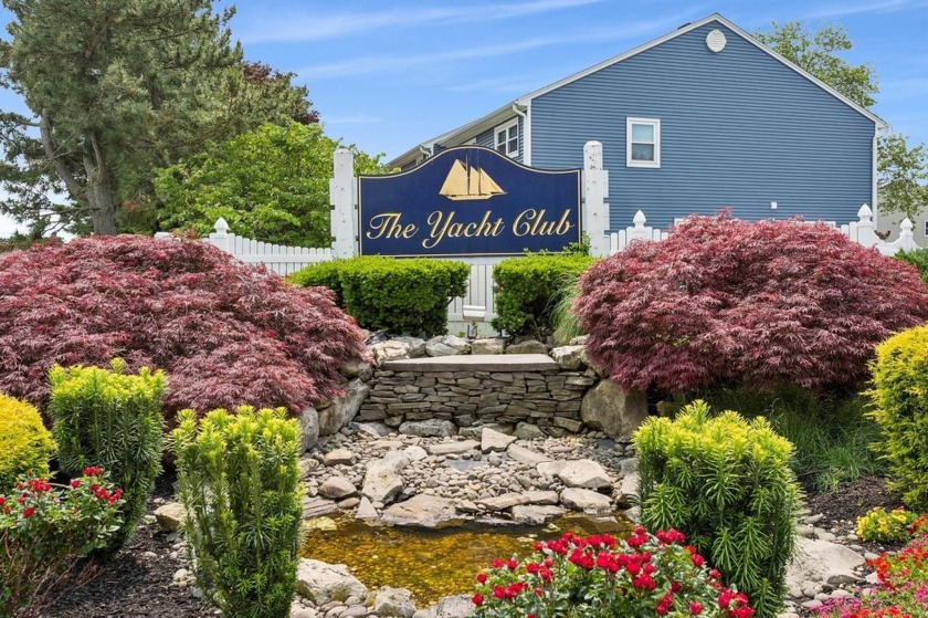 Popular *Bristol Model* Mint condition 3 bedroom,21/2 bath - Beach Condo for sale in Island Park, New York on Beachhouse.com