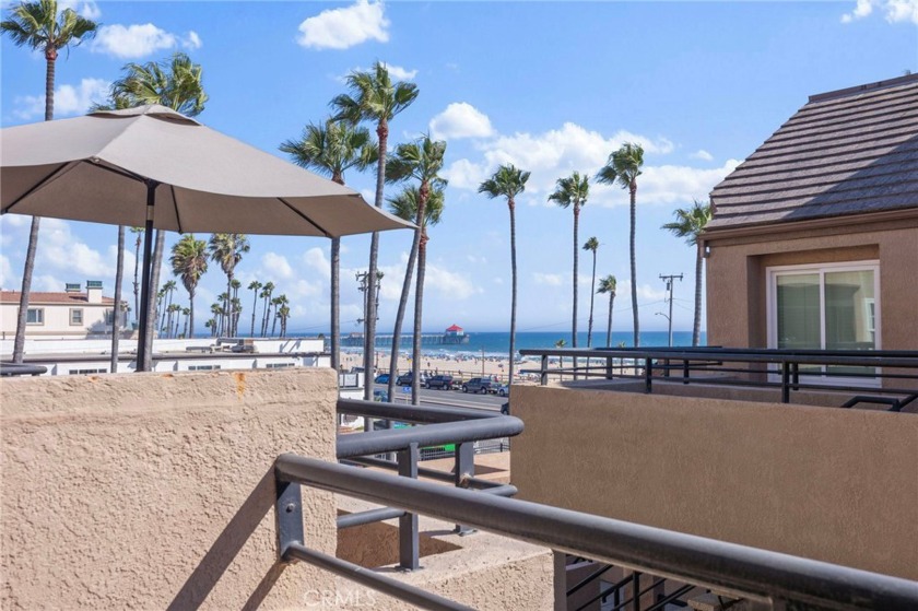 A wonderful coastal living at Pierhouse at the heat of - Beach Condo for sale in Huntington Beach, California on Beachhouse.com