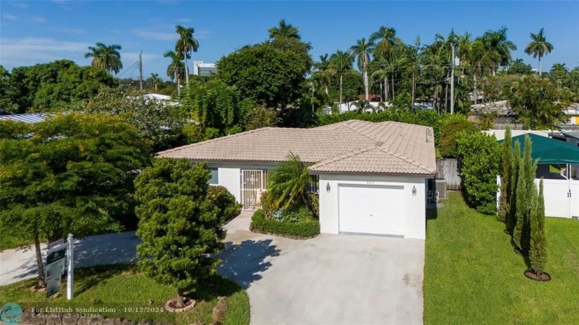 INCREDIBLE UPDATED AND UPGRADED TWO BEDROOM TWO FULL BATH WITH A - Beach Home for sale in Hollywood, Florida on Beachhouse.com