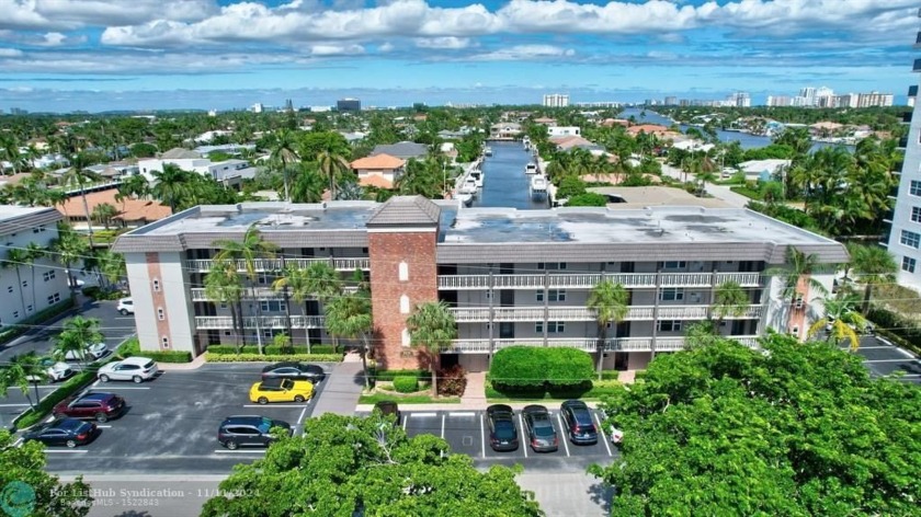 LIVE THE LIFESTYLE IN THIS TOTALLY REDONE SPLIT FLOOR PLAN 2/BED - Beach Condo for sale in Fort Lauderdale, Florida on Beachhouse.com