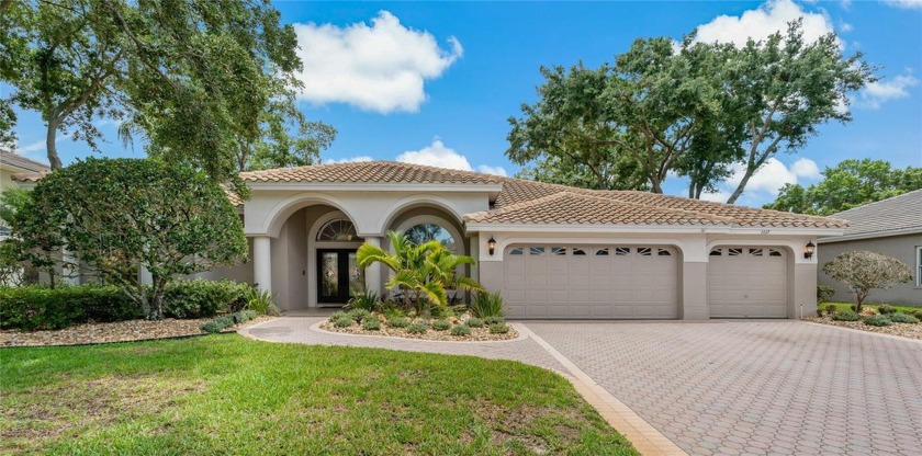 Under contract-accepting backup offers. Welcome to 1017 Kings - Beach Home for sale in Tarpon Springs, Florida on Beachhouse.com