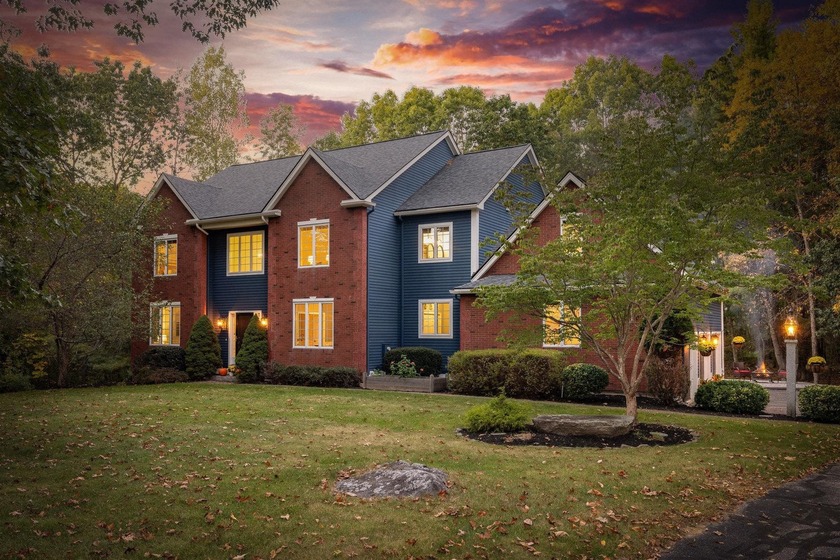 Gorgeous Home, Beautiful Property and Desirable Location! Could - Beach Home for sale in North Hampton, New Hampshire on Beachhouse.com