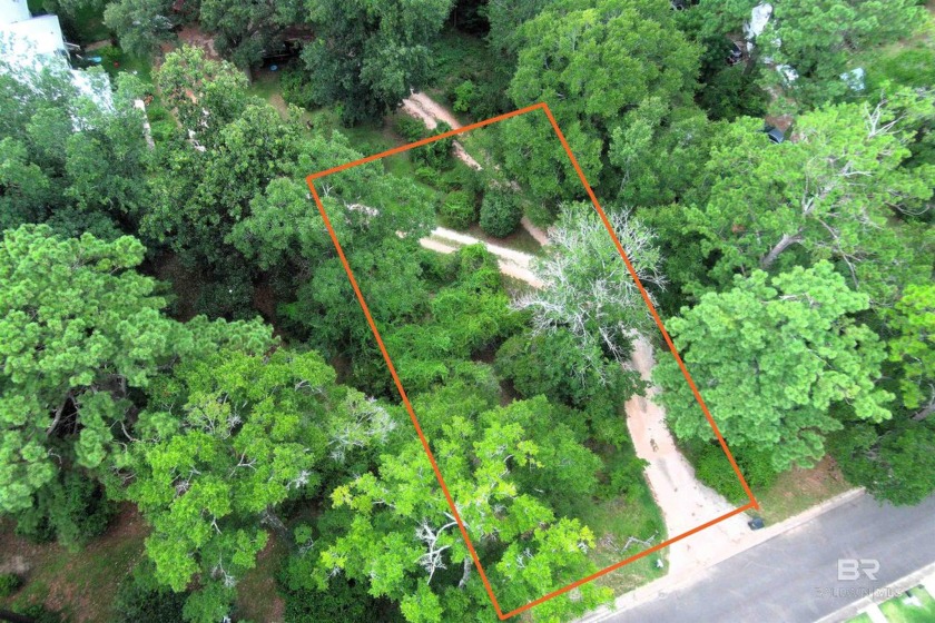 This is an amazing opportunity to build your dream home in the - Beach Lot for sale in Fairhope, Alabama on Beachhouse.com