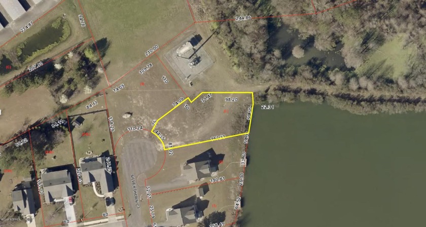 Beautiful lakefront lot cleared & just waiting for you to come - Beach Lot for sale in New Bern, North Carolina on Beachhouse.com