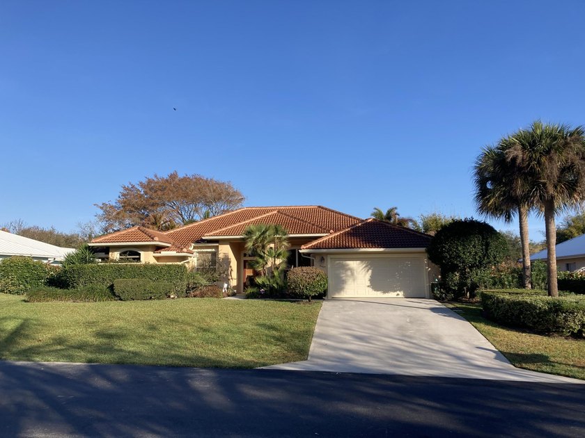 Lovely gated community biking, jogging distance to beautiful - Beach Home for sale in Hobe Sound, Florida on Beachhouse.com