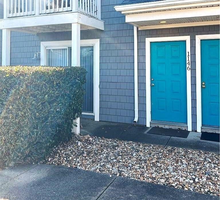 Easy beach living in sought after Shadowlawn community! - Beach Home for sale in Virginia Beach, Virginia on Beachhouse.com