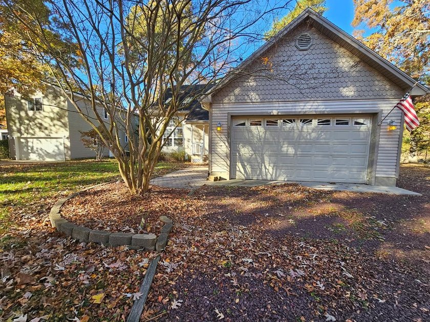 This stunning 3 bed, 2.5 bath house is an exceptional property - Beach Home for sale in Greenbackville, Virginia on Beachhouse.com