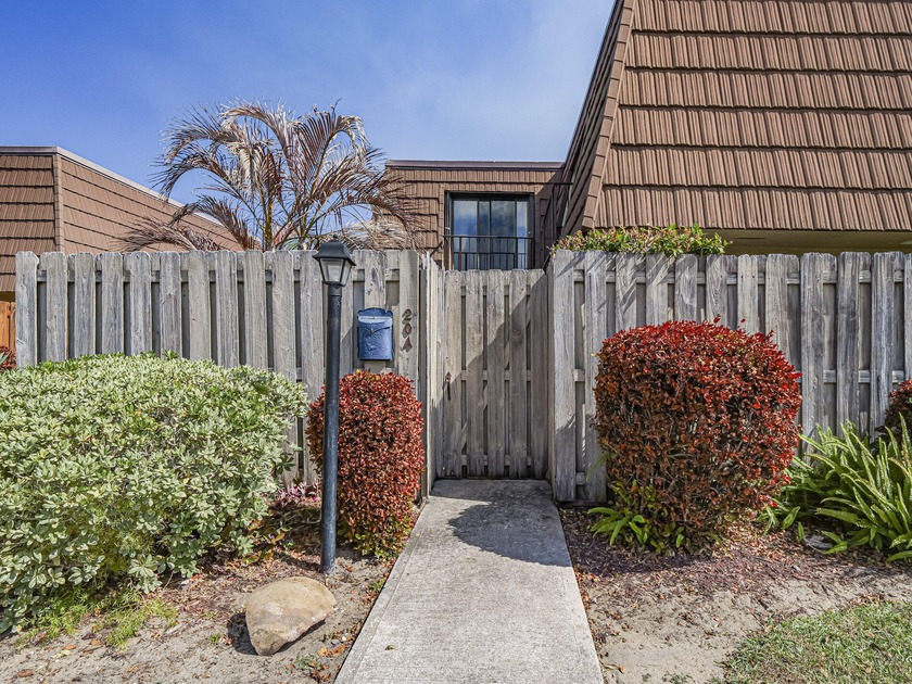 Enjoy easy coastal living in this move-in-ready villa in Tropic - Beach Townhome/Townhouse for sale in Vero Beach, Florida on Beachhouse.com