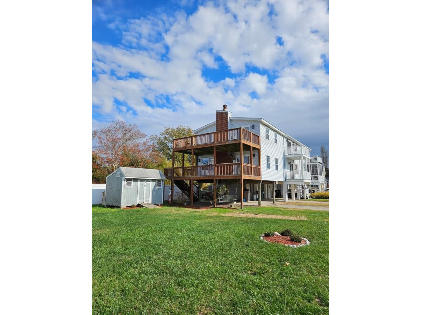 OPEN HOUSE THIS SATURDAY, 6/30, FROM 11:00-1:00, LITE - Beach Townhome/Townhouse for sale in Chincoteague Island, Virginia on Beachhouse.com