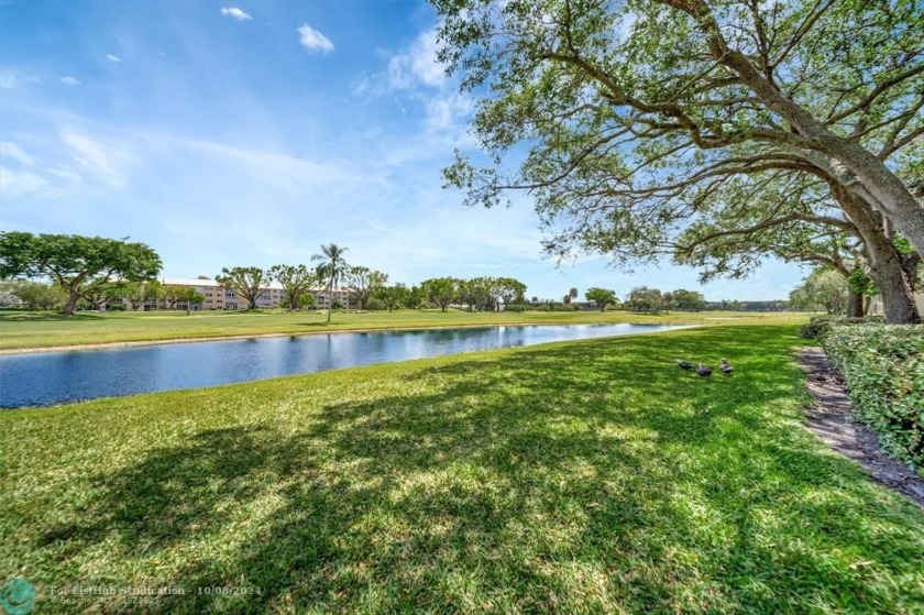 Excellent location, in the heart of Century Village, close to - Beach Condo for sale in Pembroke Pines, Florida on Beachhouse.com