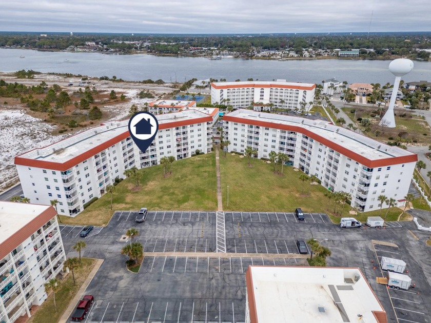 Stop dreaming and start living! This charming condo offers - Beach Condo for sale in Fort Walton Beach, Florida on Beachhouse.com