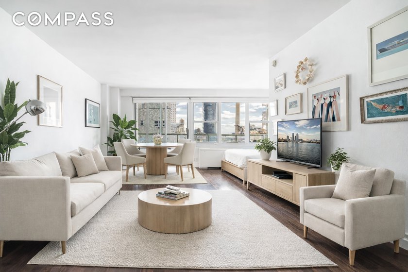 Welcome home to this expansive, move-in ready alcove studio in - Beach Apartment for sale in New York, New York on Beachhouse.com